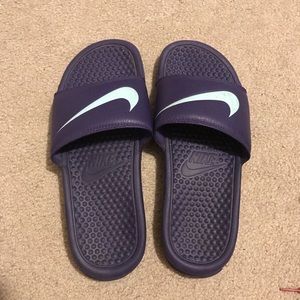 Womens Nike slides